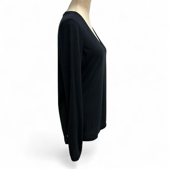 Danskin Black Long Sleeve V‑Neck Semi‑Fitted Top (M) - Picture 4 of 4